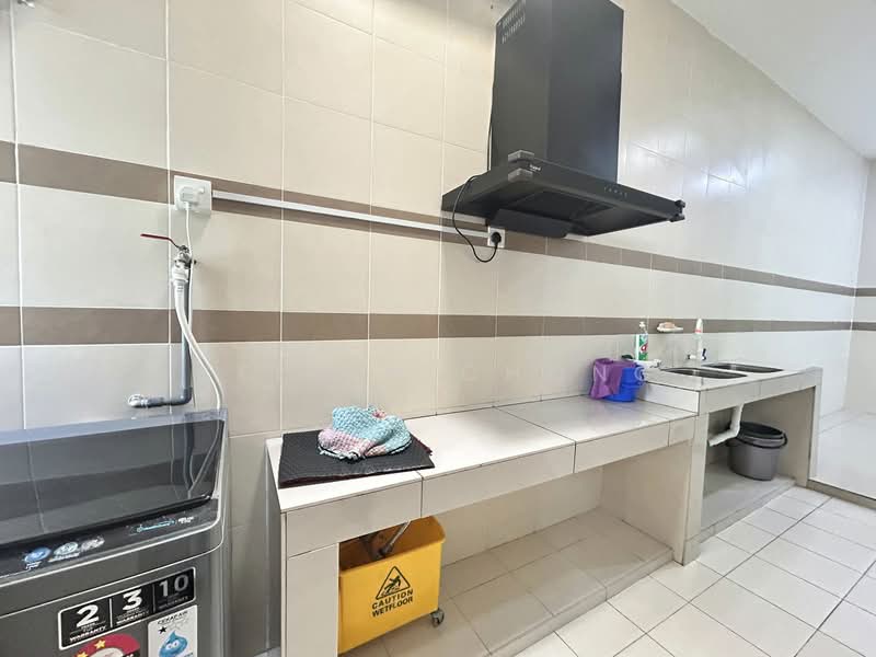 Semi-Detached House for Sale in Ipoh (Perak) - Kelvin Chong - Kitchen - PropertyGuru.com.my