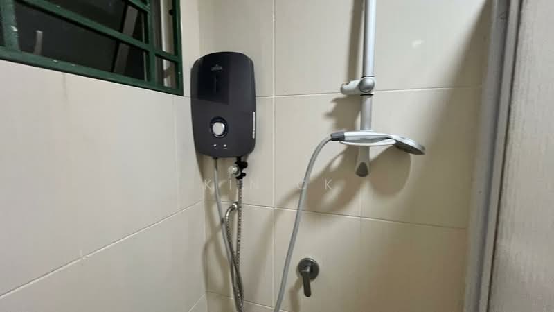 Servis Apartment untuk Disewa di OUG Parklane - Kin CK - Bathroom - PropertyGuru.com.my