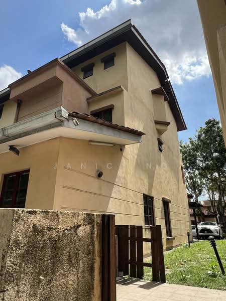 3-storey Terraced House for Sale in Sierramas (Sungai Buloh) - Janice Ng - Exterior - PropertyGuru.com.my