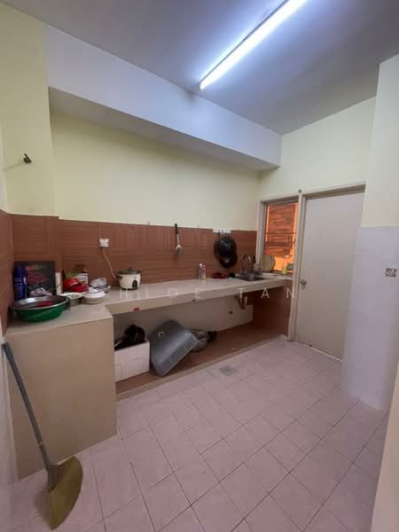 2-storey Terraced House for Sale in Setia Impian (Setia Alam) - Chloe Tan - Kitchen - PropertyGuru.com.my