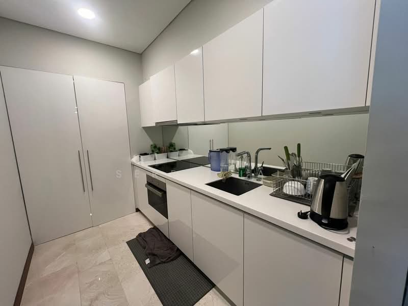 Servis Apartment untuk Disewa di Sky Suites @ KLCC - Serene Lai - Kitchen - PropertyGuru.com.my