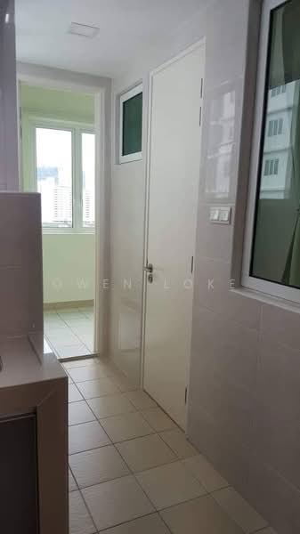 Condominium for Rent at Scenaria @ North Kiara Hills - Owen Loke - Corridor - PropertyGuru.com.my