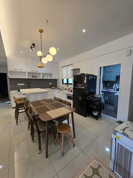 Condominium for Sale at Golden Triangle 2 - Jordan Voon - Kitchen - PropertyGuru.com.my
