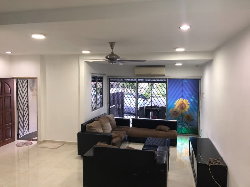 2-storey Terraced House for Rent in Taman Bukit Maluri (Kepong) - Chun Yip - Living Room - PropertyGuru.com.my