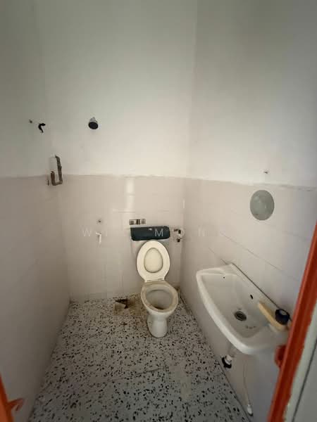 Pasir Gudang , Taman Kota Masai untuk Untuk Dijual - RM 368,000, Apr 2026 - Bathroom - PropertyGuru.com.my