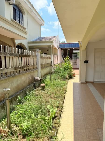 Taman Sri Kluang untuk Untuk Dijual - RM 608,000, Apr 2026 - Exterior - PropertyGuru.com.my