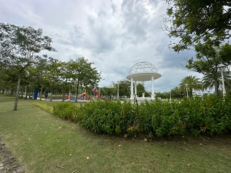 Cluster House for Sale in Eco Majestic (Semenyih) - Tim Pang - Exterior - PropertyGuru.com.my