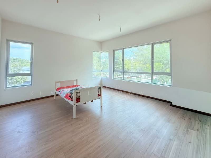 3-storey Terraced House for Sale in Bandar Tropicana Aman (Telok Panglima Garang) - Muhd Khairulnawawi Kamaruddin - Bedroom - PropertyGuru.com.my
