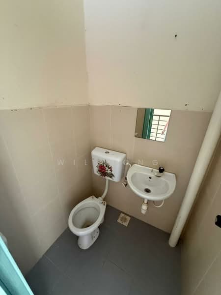 Kelapa Sawit , Taman Scientex untuk Untuk Dijual - RM 328,000, Apr 2026 - Bathroom - PropertyGuru.com.my