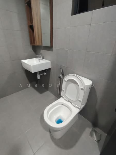 Service Residence for Sale at D'Cosmos Residences - Ambrose Too - Bathroom - PropertyGuru.com.my