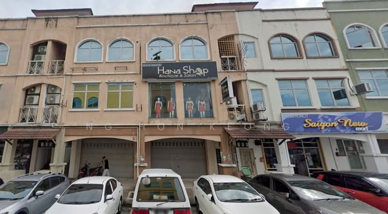 Bandar Puteri 5 Ground floor unit - 1