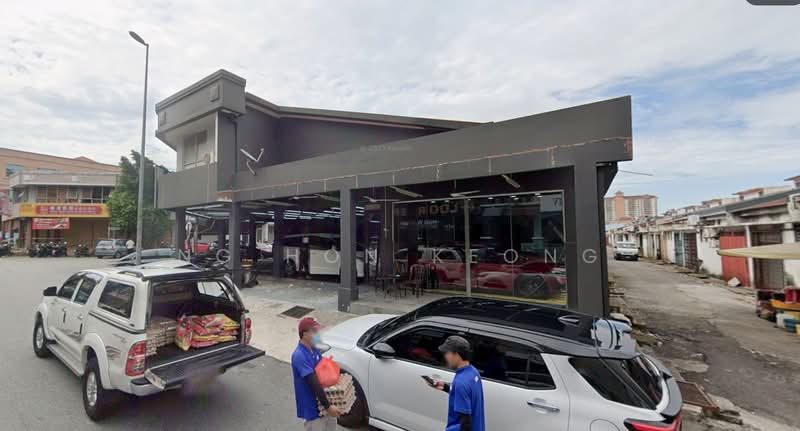 Bandar Puteri 5 Ground floor unit - 5