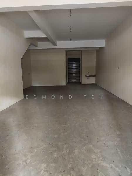 Shop for Sale in Taman Tan Yew Lai (Jalan Klang Lama (Old Klang Road)) - Edmond Teh - Interior - PropertyGuru.com.my