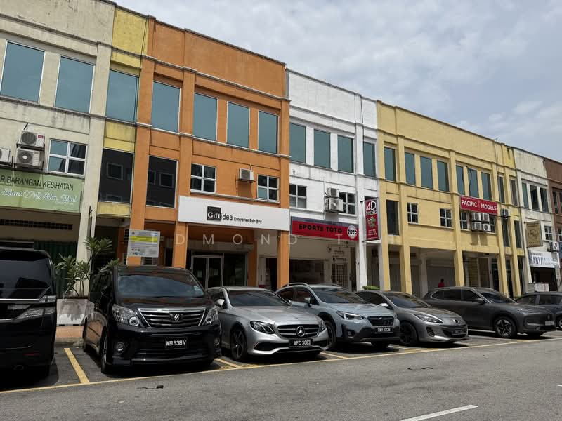 Shop for Sale in Taman Tan Yew Lai (Jalan Klang Lama (Old Klang Road)) - Edmond Teh - Exterior - PropertyGuru.com.my