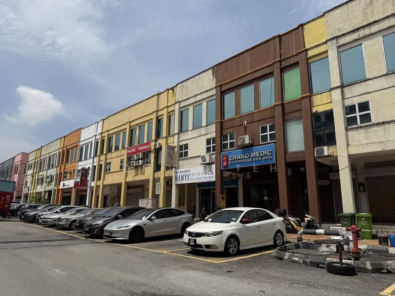 Shop for Sale in Taman Tan Yew Lai (Jalan Klang Lama (Old Klang Road)) - Edmond Teh - Exterior - PropertyGuru.com.my