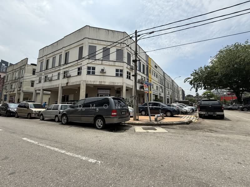 Shop for Sale in Taman Tan Yew Lai (Jalan Klang Lama (Old Klang Road)) - Edmond Teh - Exterior - PropertyGuru.com.my