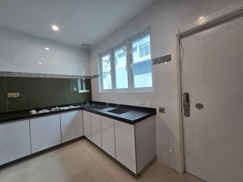 2-storey Terraced House for Sale in Island Glades (Jelutong) - A Ee Ee - Kitchen - PropertyGuru.com.my