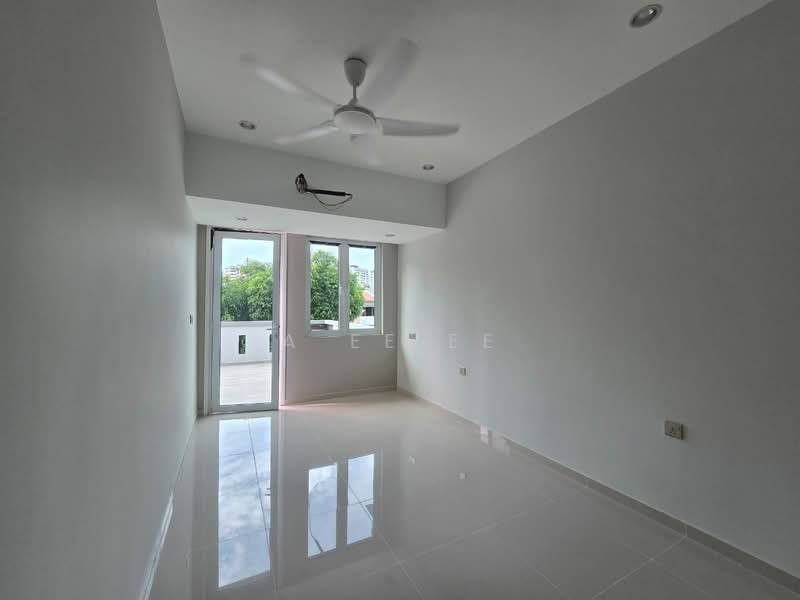 2-storey Terraced House for Sale in Island Glades (Jelutong) - A Ee Ee - Interior - PropertyGuru.com.my