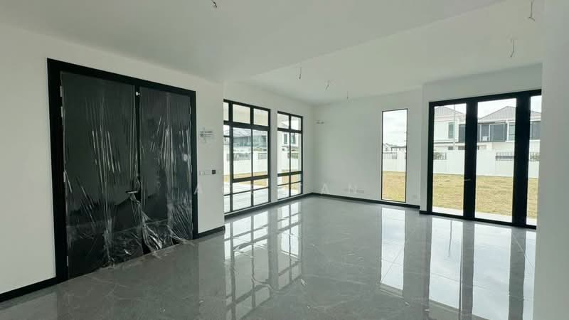 Setia Tropika untuk Untuk Dijual - RM 3,500,000, Apr 2026 - Living Room - PropertyGuru.com.my
