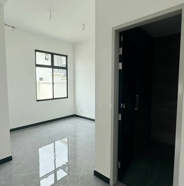 Setia Tropika untuk Untuk Dijual - RM 3,500,000, Apr 2026 - Bedroom - PropertyGuru.com.my
