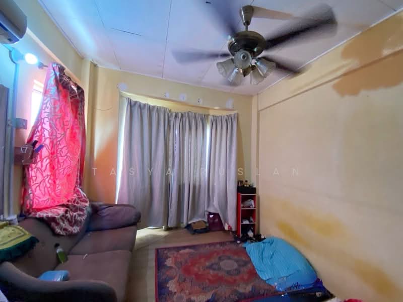 Apartment for Sale at Pangsapuri Perdana Impian - Tasya Ruslan - Living Room - PropertyGuru.com.my