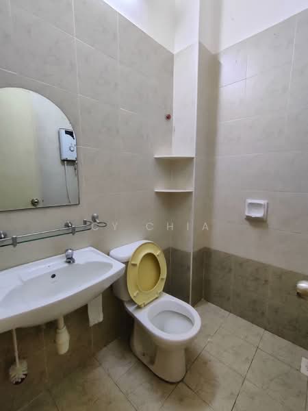 1-storey Terraced House for Rent in Taman Setia Indah (Tebrau) - CY Chia - Bathroom - PropertyGuru.com.my