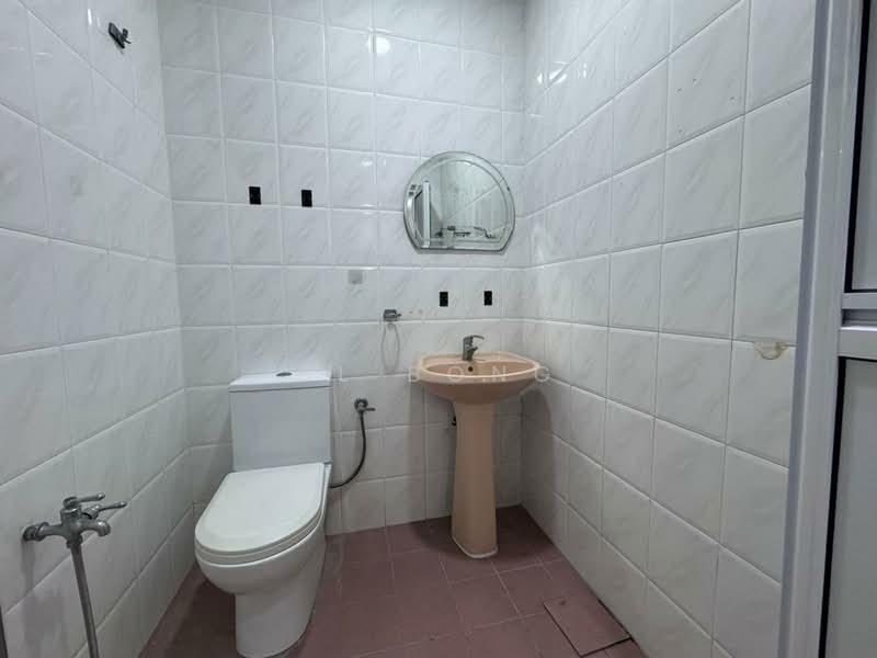Ujong Pasir untuk Untuk Dijual - RM 780,000, Apr 2026 - Bathroom - PropertyGuru.com.my