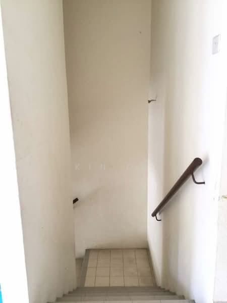Rumah Bandar untuk Disewa di Batu Caves (Selangor) - Kin CK - Corridor - PropertyGuru.com.my