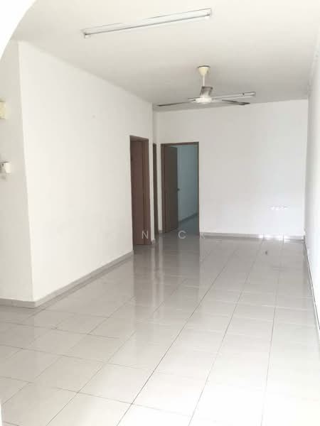 Rumah Bandar untuk Disewa di Batu Caves (Selangor) - Kin CK - Living Room - PropertyGuru.com.my