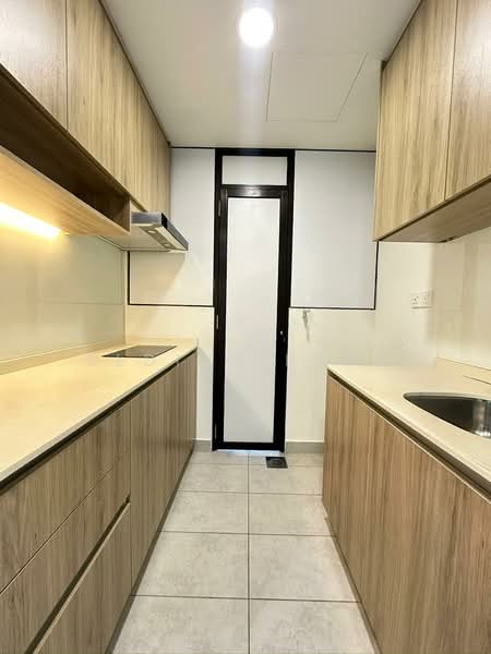 Suasana @ Utropolis - 1