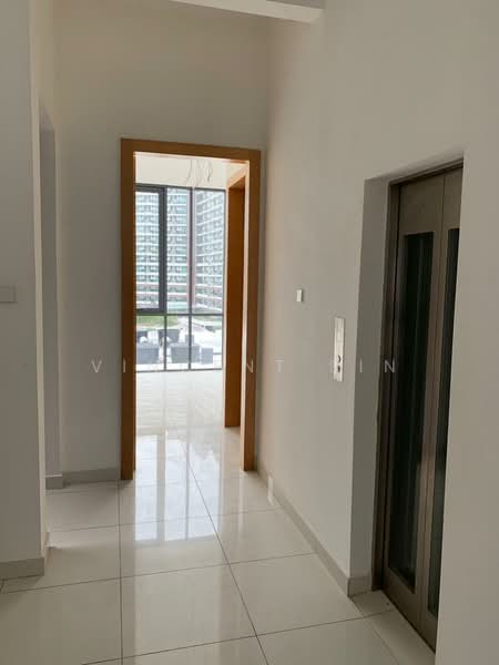 Terraced House for Sale in Damansara Perdana (Selangor) - Vincent Sin - Corridor - PropertyGuru.com.my