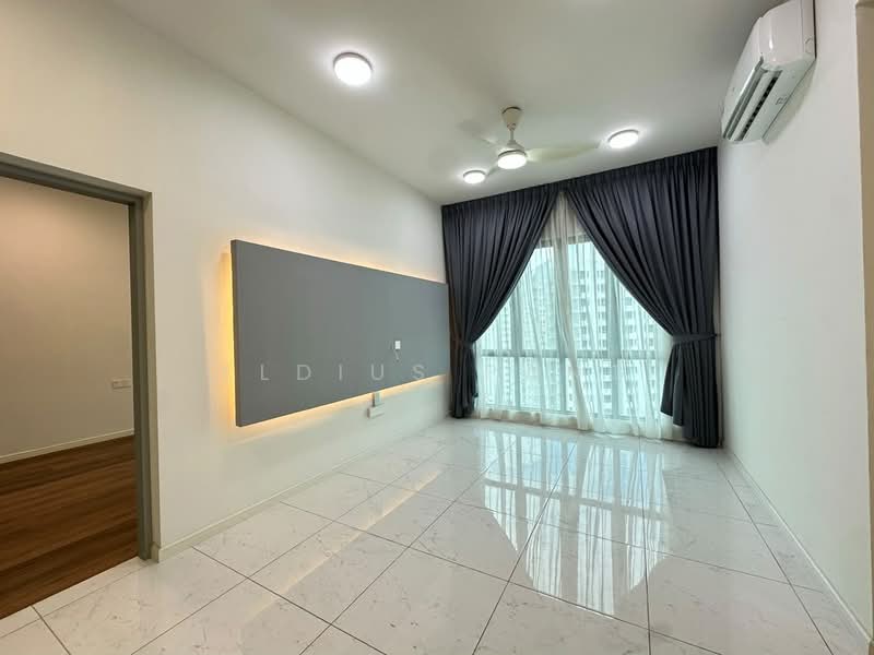 Service Residence for Sale at Suasana @ Utropolis - Eldius Pang - Living Room - PropertyGuru.com.my