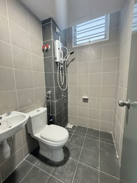 Townhouse for Rent in Dengkil (Selangor) - Ahmad Faiz - Bathroom - PropertyGuru.com.my