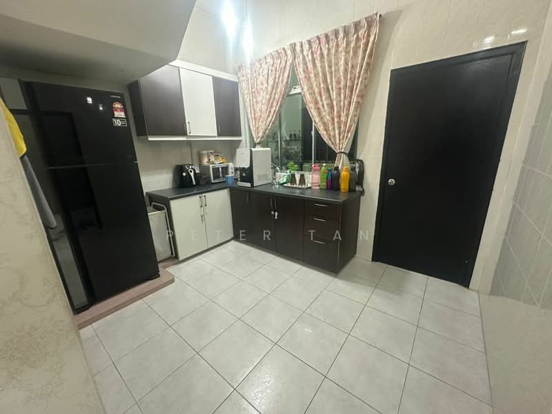 2-storey Terraced House for Sale in Tebrau (Johor) - Peter Tan - Kitchen - PropertyGuru.com.my