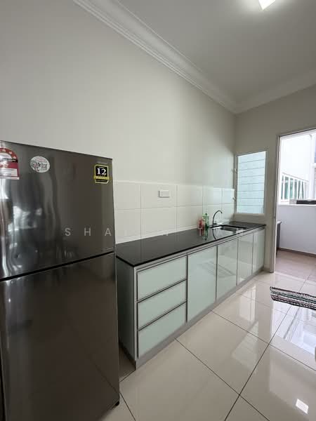 Service Residence for Rent at Parkland Residence - Shalyn Tan - Kitchen - PropertyGuru.com.my