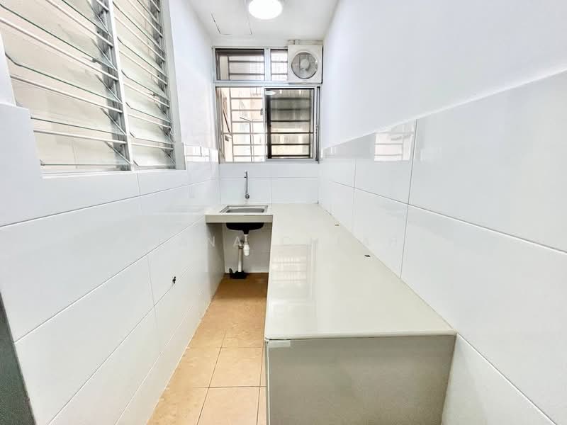 Kondominium untuk Disewa di Suasana Lumayan - Nana Cheah - Kitchen - PropertyGuru.com.my