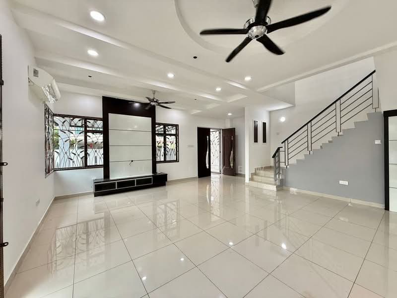 2-storey Terraced House for Sale in Skudai (Johor) - Julie Yew - Living Room - PropertyGuru.com.my