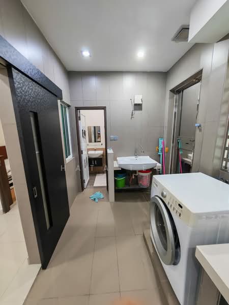 2-storey Terraced House for Rent in Setia Indah (Setia Alam) - Hata Teo - Bathroom - PropertyGuru.com.my