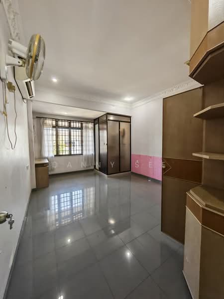 Taman Pelangi Johor Bahru Jalan Jerau Double Storey Terrace House untuk Untuk Dijual - RM 1,150,000, Apr 2026 - Interior - PropertyGuru.com.my