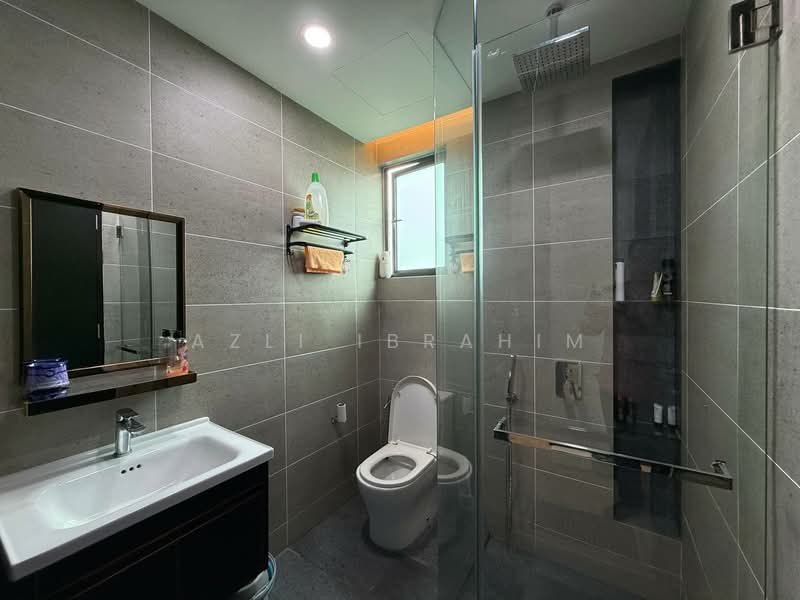 Kondominium untuk Dijual di The Valley Residences @ SkySierra - Azli Ibrahim - Bathroom - PropertyGuru.com.my