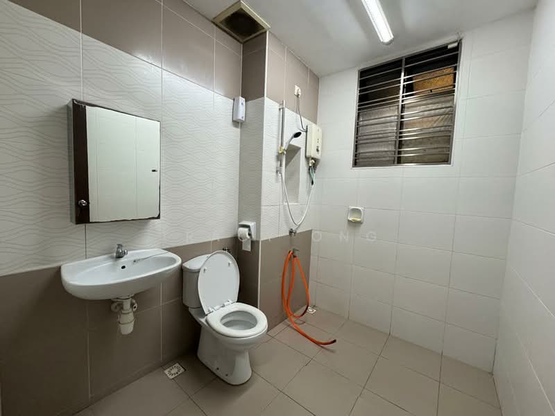 Rumah Teres 2 Tingkat untuk Dijual di Bandar Dato Onn (Tebrau) - Tracy Ong - Bathroom - PropertyGuru.com.my
