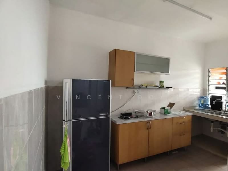 Apartment for Sale at Astaka Heights Apartments - Vincent Goh - Kitchen - PropertyGuru.com.my