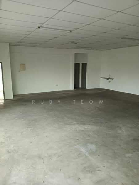 Semi-D Factory for Rent in Taman Scientex Senai (Senai) - Ruby Teow - Interior - PropertyGuru.com.my