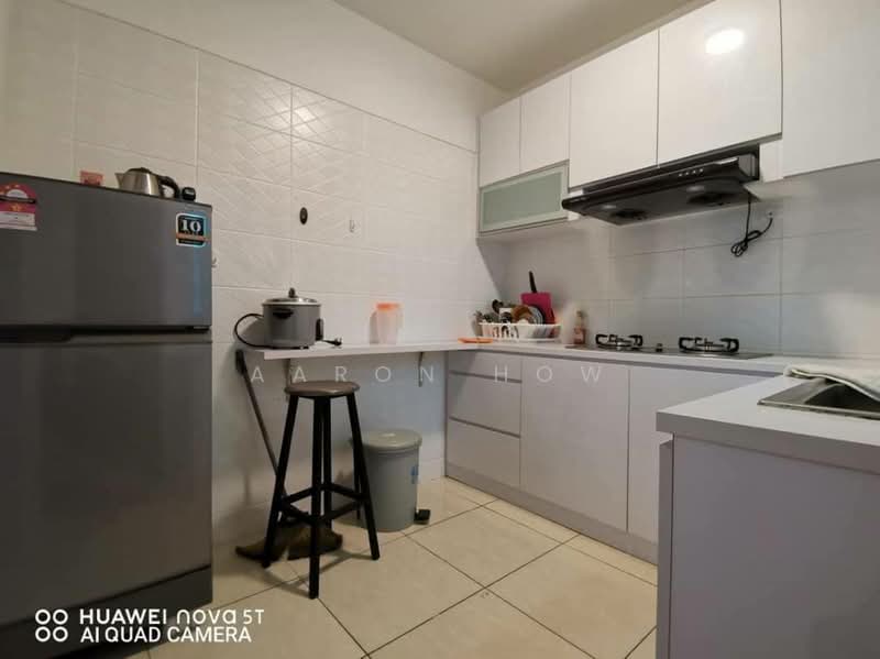 Servis Apartment untuk Disewa di Sky Breeze Service Apartment - Aaron How - Kitchen - PropertyGuru.com.my