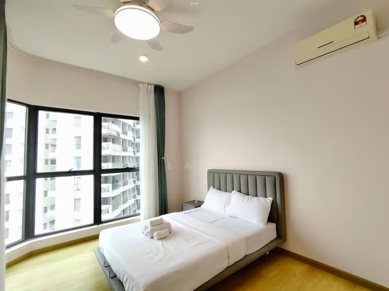 Kings Bay @ Country Garden Danga Bay untuk Untuk Dijual - RM 710,000, Apr 2026 - Bedroom - PropertyGuru.com.my