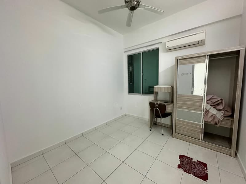 Condominium for Rent at The Golden Triangle Condominium - Yang Lim - Bedroom - PropertyGuru.com.my