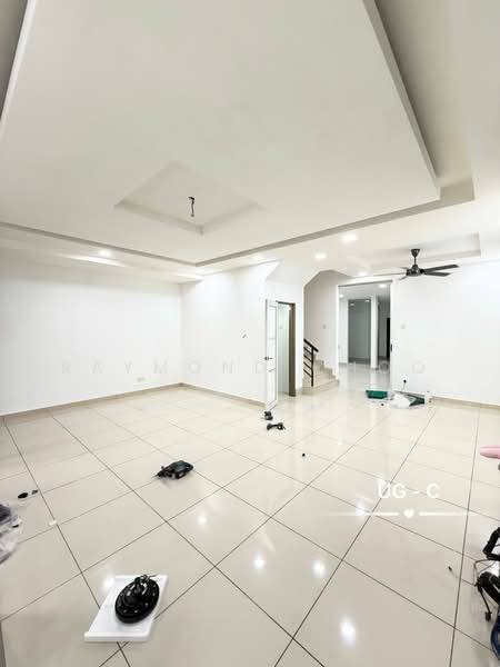 Bandar Puteri Klang untuk Untuk Dijual - RM 750,000, Apr 2026 - Living Room - PropertyGuru.com.my