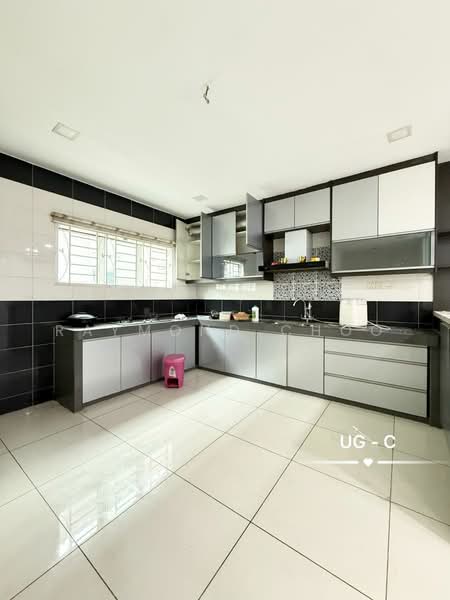 Bandar Puteri Klang untuk Untuk Dijual - RM 750,000, Apr 2026 - Kitchen - PropertyGuru.com.my