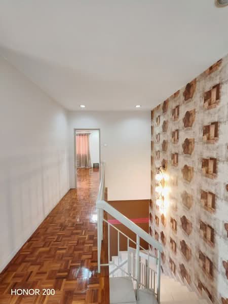 Impian 4 (End Lot, 2-Storey, 20x70+5ft) @ Setia Alam untuk Untuk Dijual - RM 740,000, Apr 2026 - Corridor - PropertyGuru.com.my