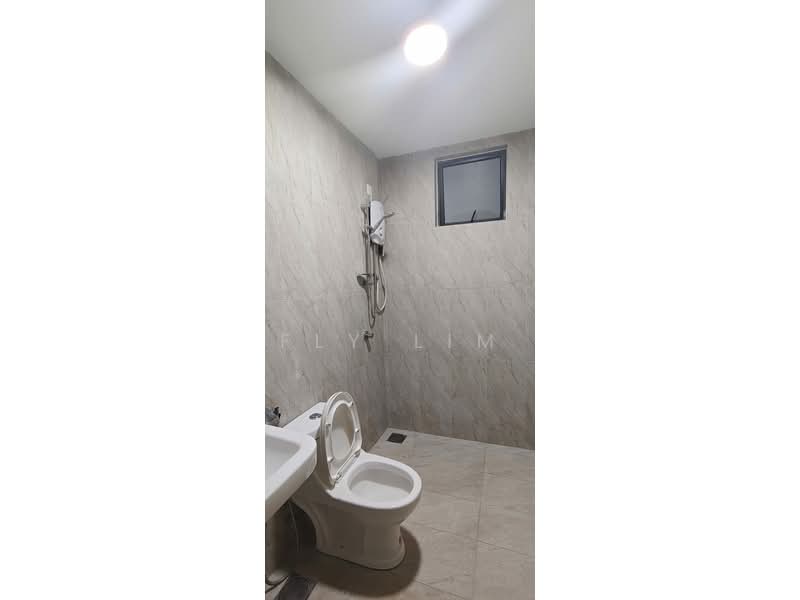 Kondominium untuk Disewa di The Hamilton - Fly Lim - Bathroom - PropertyGuru.com.my